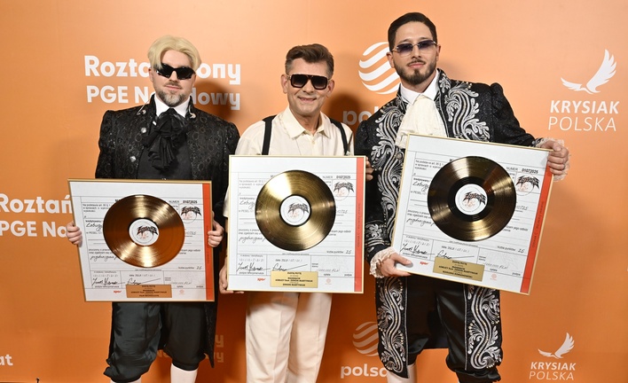 Zenek Martyniuk i Łobuzy wykonali „Mandacik”! To najlepszy występ na Roztańczonym PGE Narodowym 2025?