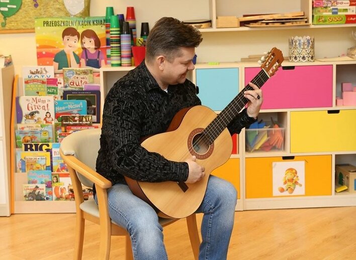 Prawda wyszła na jaw! Tak Zenka Martyniuka postrzegają dzieci! 