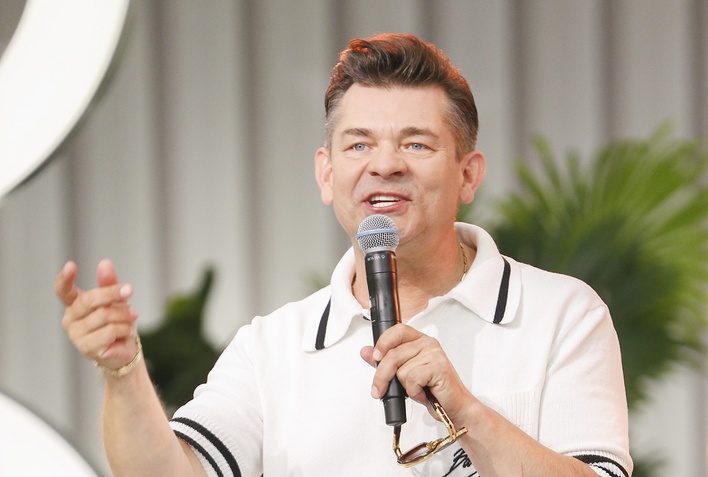 Zenek Martyniuk rozwiewa plotki o emeryturze! Prawda o nowych piosenkach zaskoczyła wszystkich