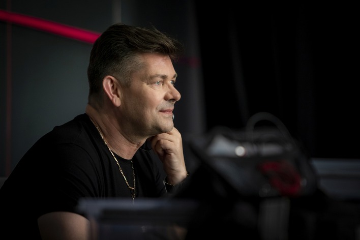 Zenek Martyniuk zaskakuje nowym wyglądem! Żona króla disco polo również zmieniła wizerunek! 