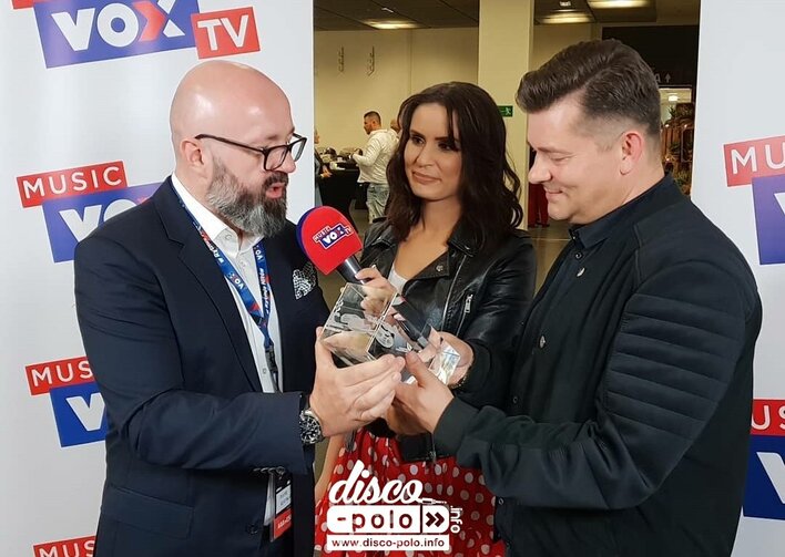 Zenon Martyniuk (Akcent) deklasuje konkurencję! Jego produkcja to największy hit w historii!
