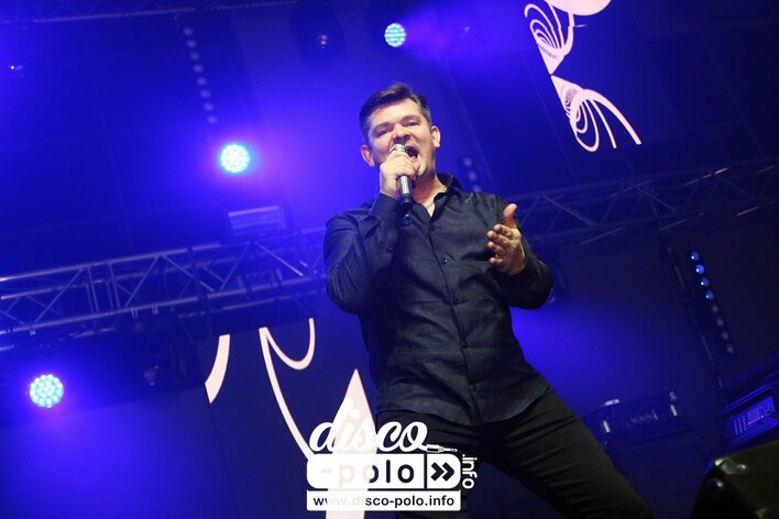 Zenon Martyniuk - "Ja nagrywam utwory, które mi się podobają"