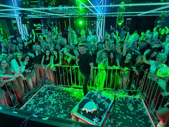 Zenon Martyniuk porwał tłumy w Złotowie! Niezapomniany koncert lidera zespołu Akcent