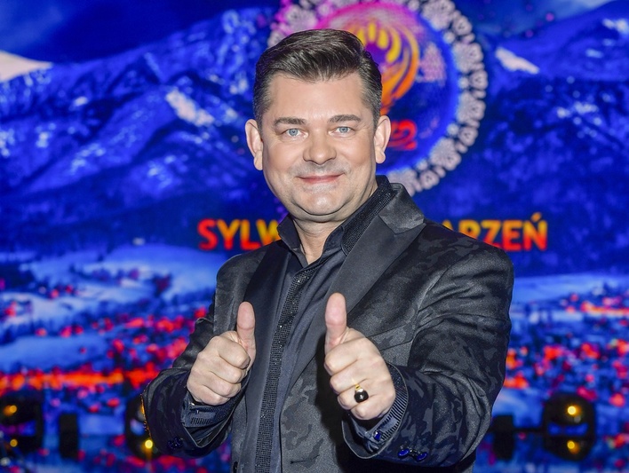 Zenon Martyniuk to najlepiej opłacany artysta disco polo? Na swoim najnowszym utworze ”Classy Girl” zarobił już ponad pół miliona! Co na to fani?