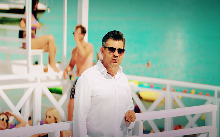 Zenon Martyniuk zaskakuje! Nowy hit „Bez Ciebie nie ma nas„ połączył disco polo z latino - fani są zachwyceni!

