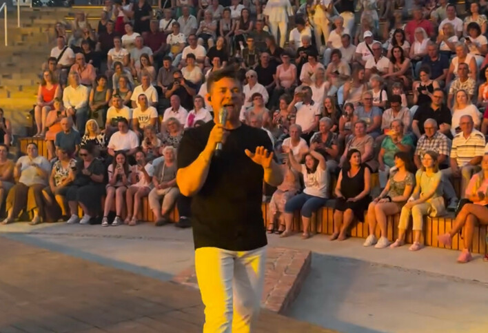 Zenon Martyniuk Znowu Zachwyca! Koncert w Białej Podlaskiej – Sprawdźcie Video!