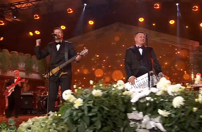 Zespół Classic w hicie „Będę czekać„ na żywo podczas Festiwalu Weselnych Przebojów!

