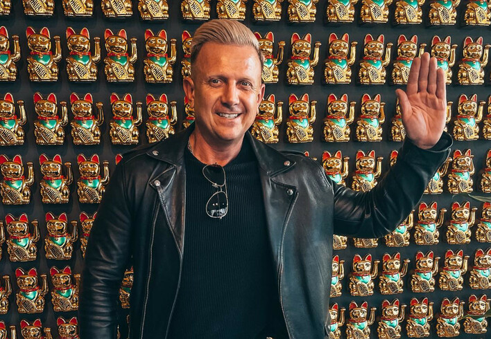 Bartek Padyasek D-Bomb kuje żelazo póki gorące! Gwiazdor disco polo zaskoczył kolejną nowością! To idealny HIT na Sylwestra?!