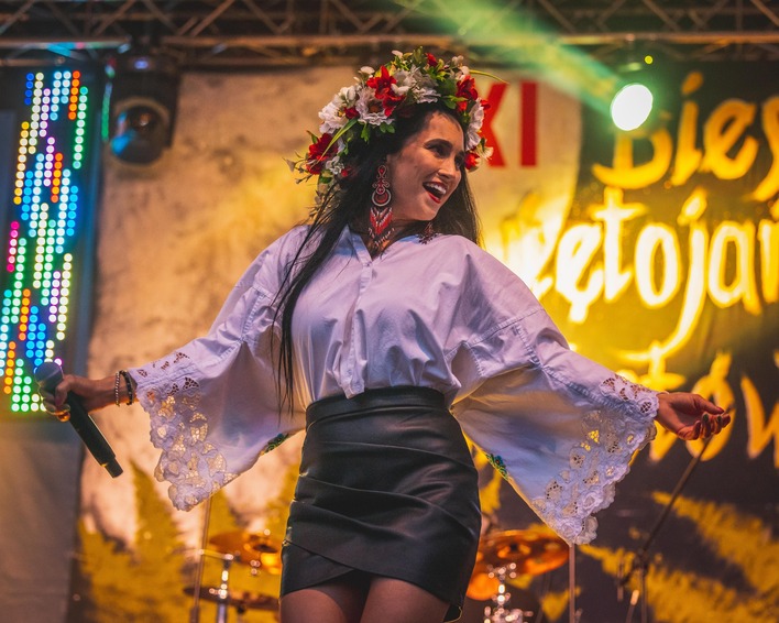 Zespół Daj To Głośniej z nowym teledyskiem! „Wesele w Dubaju„! Zobaczcie co działo się podczas nagrywania!