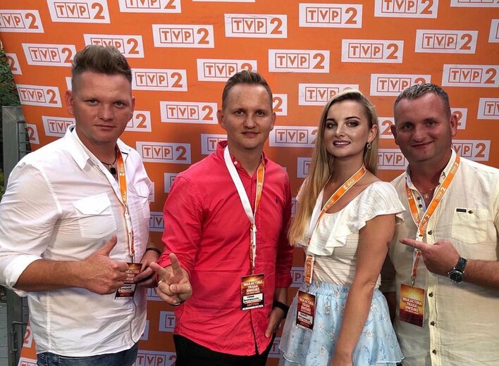 Zespół Mig skradł show podczas Wakacyjnej Trasy Dwójki w Żywcu! Gwiazdy disco polo są w znakomitej formie!