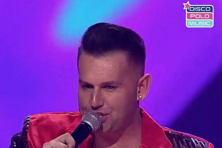 Zespół Extazy w hicie zespołu Milano pt. „Bara bara„