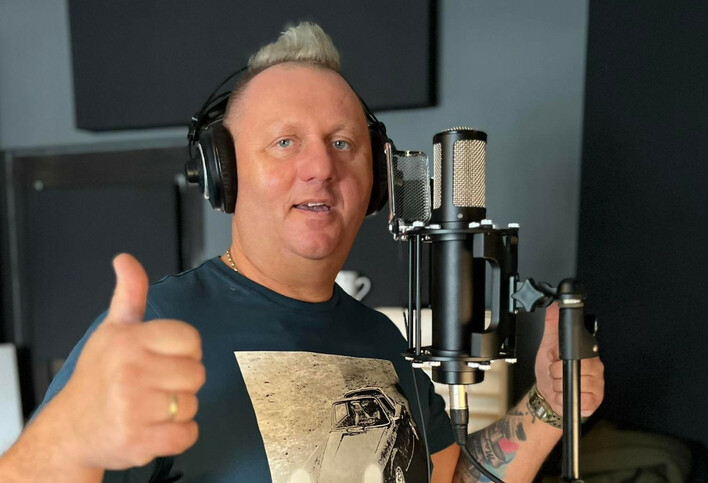 Zespół Magnum wraca z nowym hitem! „Wariatka„ - taneczny utwór o szalonej miłości!