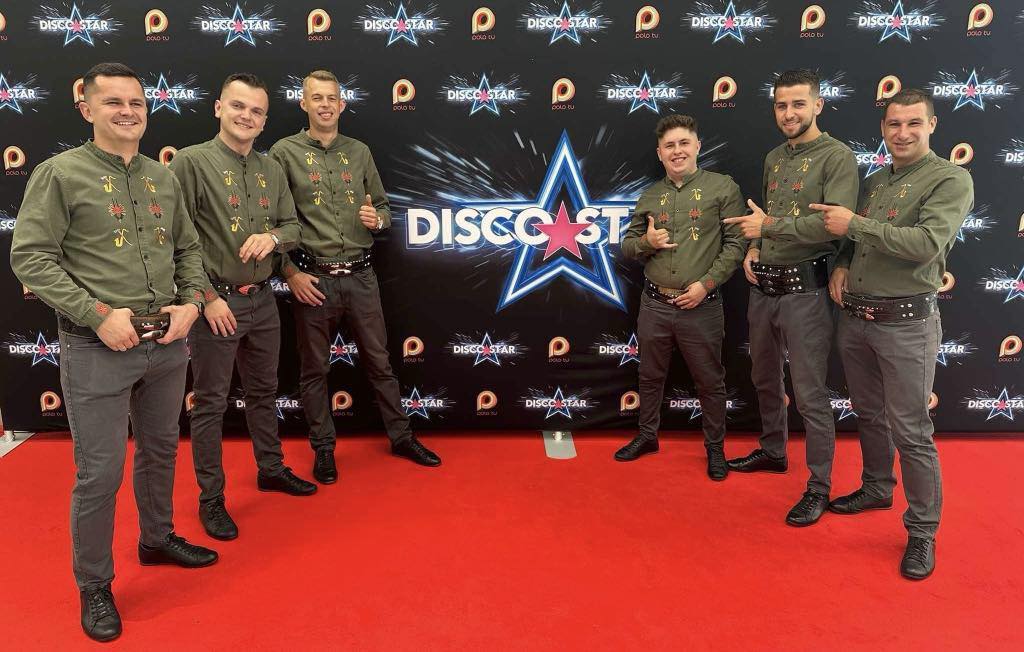 Zespół MAX z Jankowej: wyjątkowy występ w programie „Disco Star” zapewnił im awans do półfinału