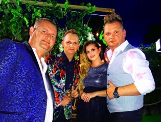 Uwielbiany zespół disco polo Mig opuścił kraj! Zrobią światową karierę?! Te ZDJĘCIA zdradzają wszystko! 
