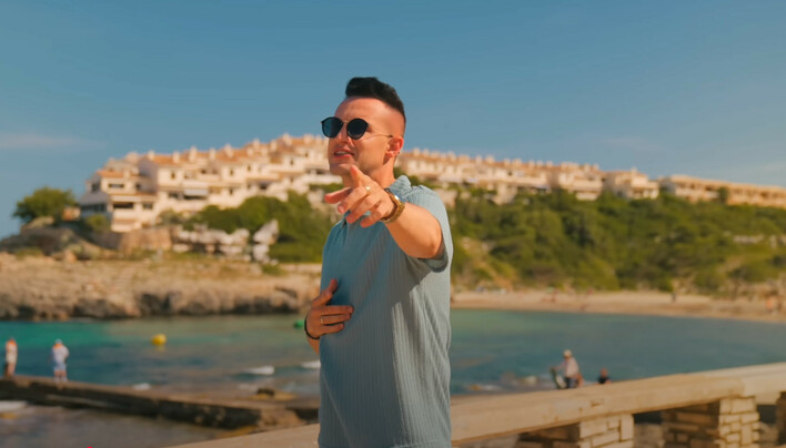 Zespół Playboys świętuje sukces utworu „I Love You” – kolejny milion wyświetleń na koncie!