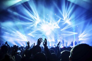 Zgarną miliony gwiazd disco polo?! Teraz każdy może zrobić wielkie show!