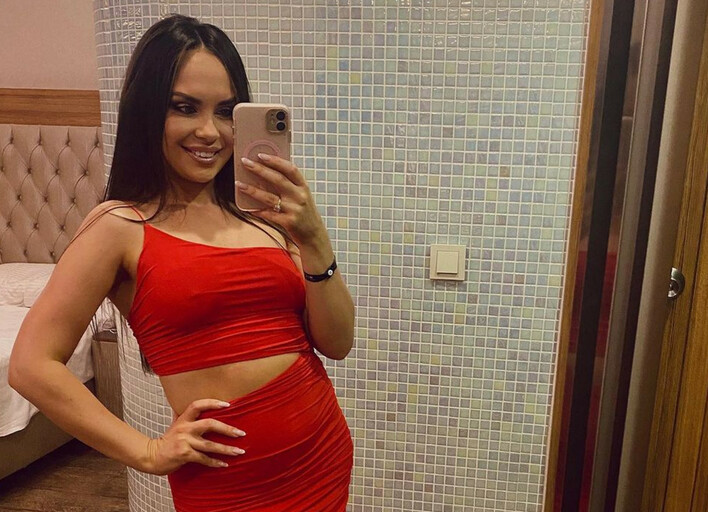 Zjawiskowa Milena Grzywacz z zespołu Szpilki rozgrzewa fanów! Zobacz wakacyjne zdjęcia gwiazdy w bikini!