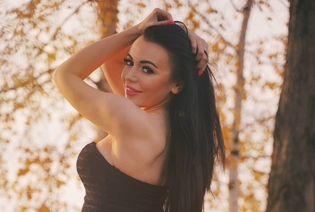 Śmiałe pozy wokalistki disco polo!  Świadczą o jej dużej świadomości i pewności siebie?!