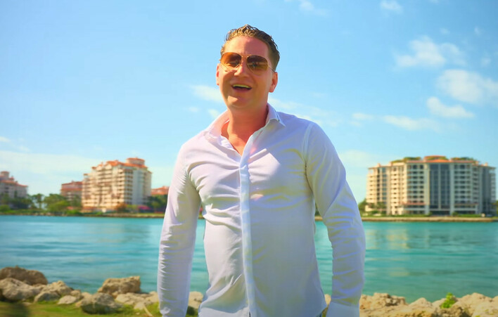 Znakomita premiera: DanielBand US w utworze „Ciało do ciała„! Ten utwór zna cała Polska!