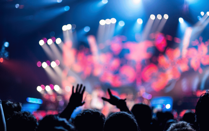 Znamy gwiazdy, które rozgrzeją lato w Kościerzynie! Sprawdź, kto zagra na scenie! Lili, Dejw, Vito Bambino, Zagrobelny i Liber