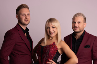 Znamy prawdziwy powód rozstania Pięknych i Młodych Magdy Narożnej z agencją i menadżerem