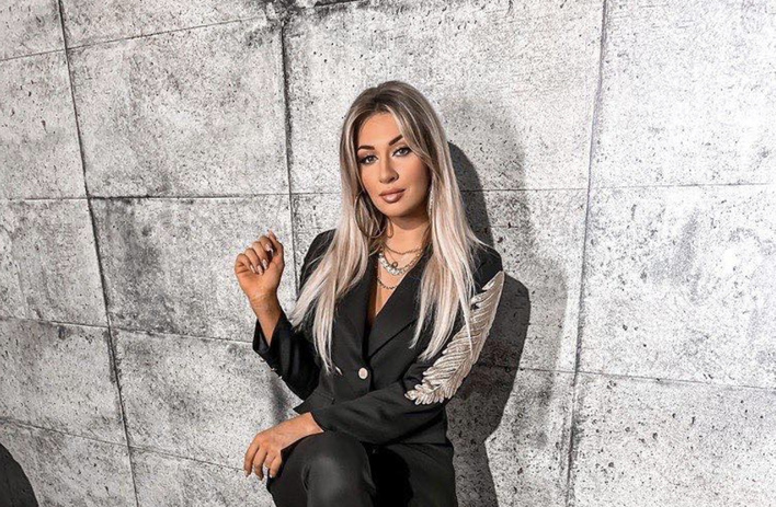 Znana wokalistka disco polo okazała wsparcie dla Ukrainy! Tym gestem gwiazda wzruszyła wiele osób! 