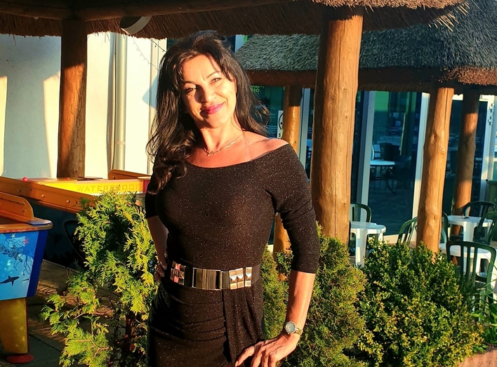 Znana wokalistka disco polo w olśniewającej stylizacji! Wygląda jak milion dolarów?! 