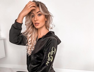 Znana wokalistka grupy disco polo CamaSutra postanowiła wrócić do ćwiczeń! Jak sobie radzi?!