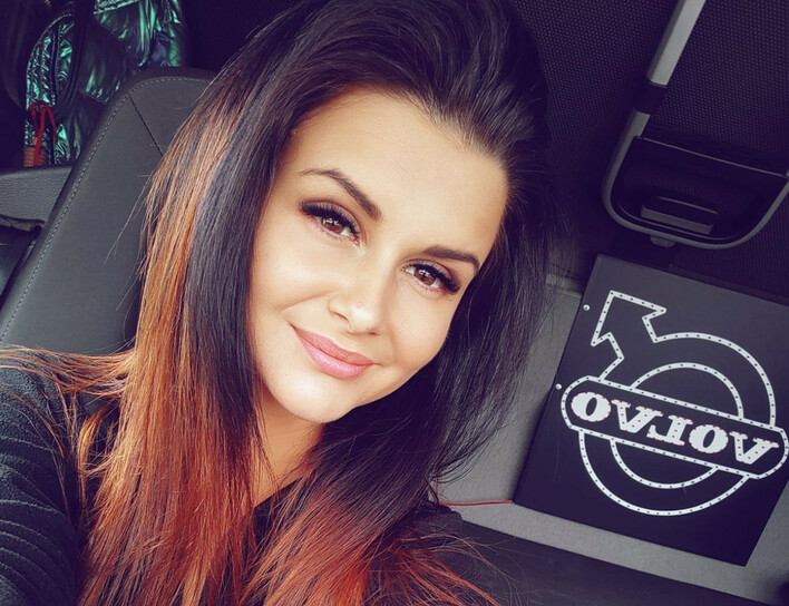 Znana wokalistka zawodowym kierowcą TIRA?! Iness ujawnia szczegóły swojej pracy! Co z muzyką disco polo? | VIDEO