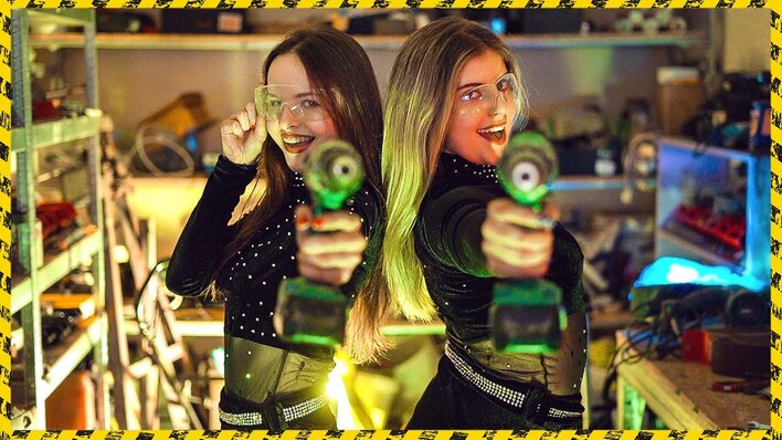 Znani artyści disco polo nagrali hymn wszystkich budowlańców! Przebojowa nuta szturmem zdobywa sieć! 