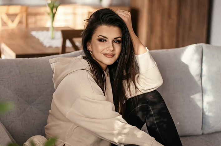 Znani producenci muzyczni odświeżyli nowy hit Iness. Klubowa wersja podbija serca fanów disco polo! 