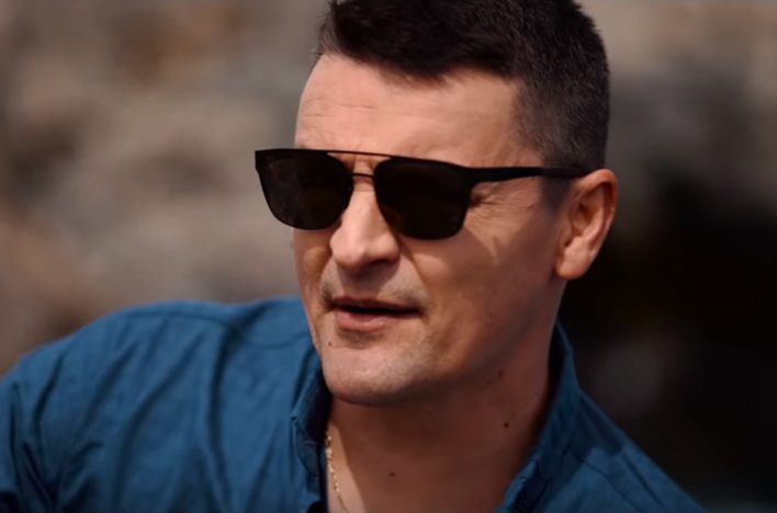 Znany wokalista disco polo w namiętnym wyznaniu Od pierwszego wejrzenia! | VIDEO