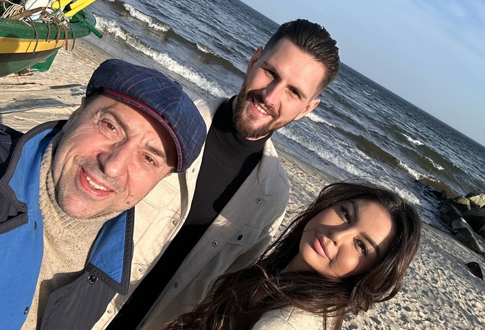 Marcin Miller przyłapany na plaży?! Wiemy, co tam robił! Fani disco polo będą zachwyceni! 