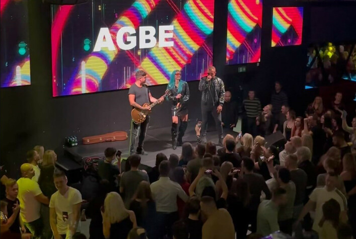 Zobaczcie wspólny występ Dawida Narożnego i Agbe! To było istne szaleństwo

