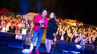 Żona woli, żeby wokalista disco polo zarabiał jako lakiernik!