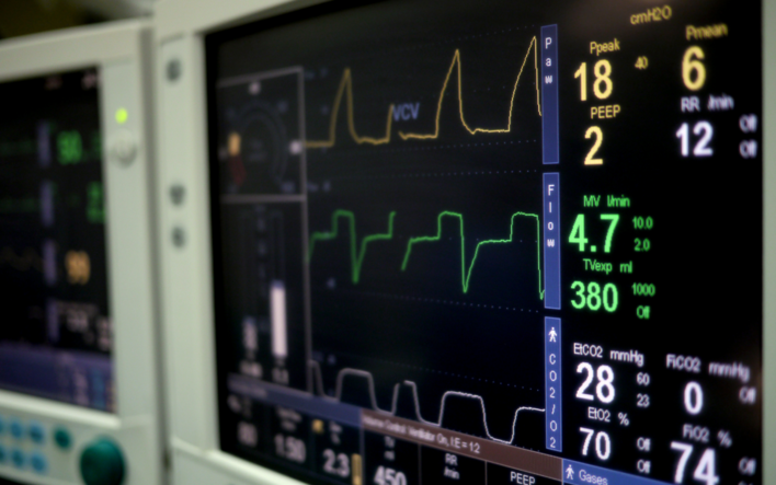 Życie gwiazdora disco polo zagrożone! Co stało się z Michałem Jeleniem