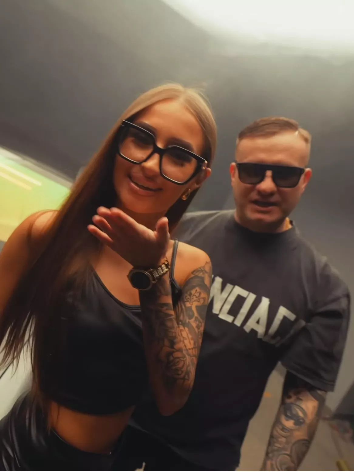 Coco Boyss - ZA OKNEM DESZCZ