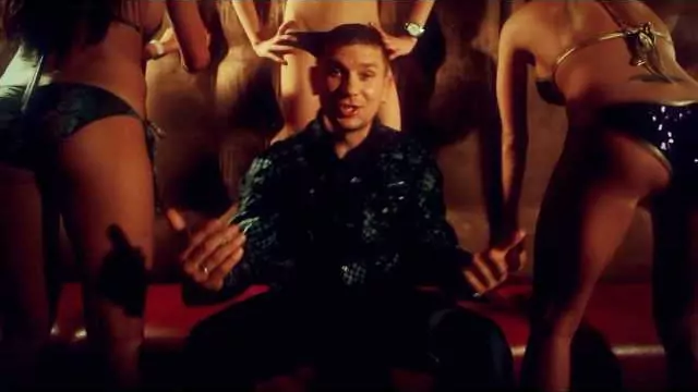 Marcin Siegieńczuk feat. Fieducci - Trzęś tyłkiem