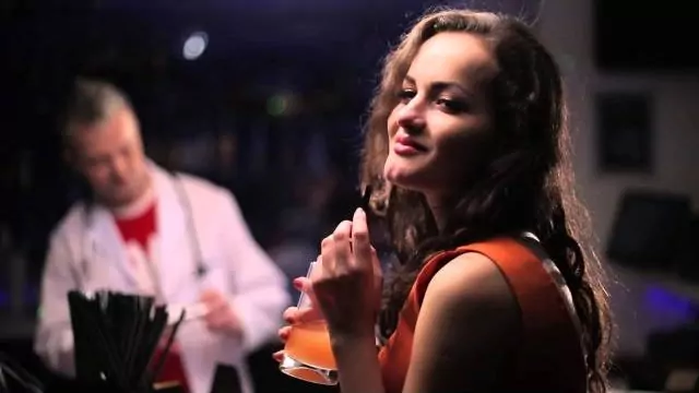 Dr Maniana - Jak Anioł Stróż