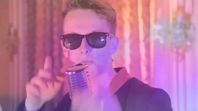 Motif - Ona Napalona