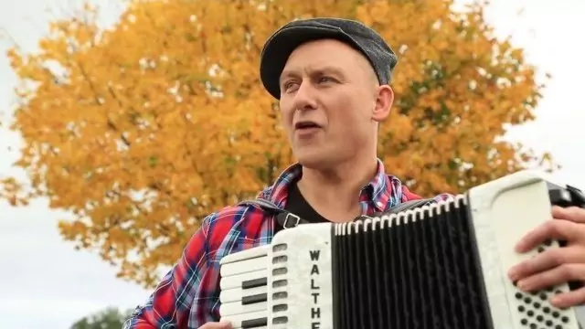 Dennis - No powiedz kto?