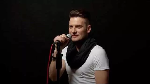 Power Play - Całuj Tylko Mnie