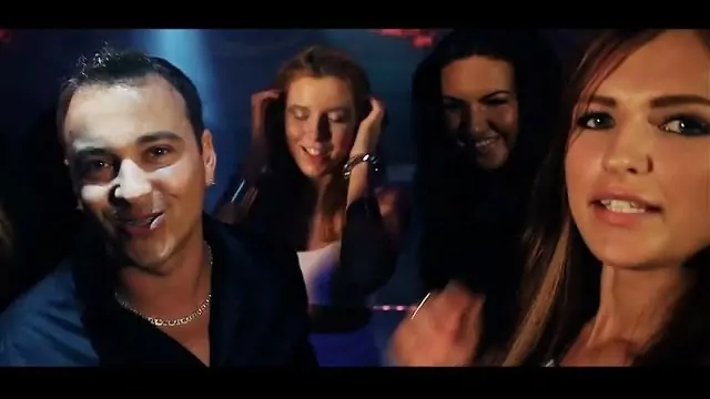 Weekend - She Dances For Me