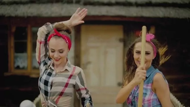 LANCER - Bawić się