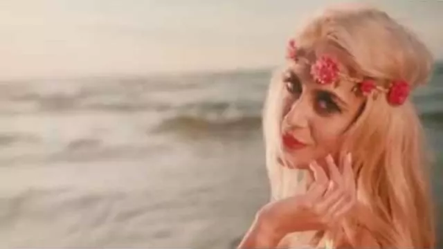 AM - RÓŻOWE OKULARY