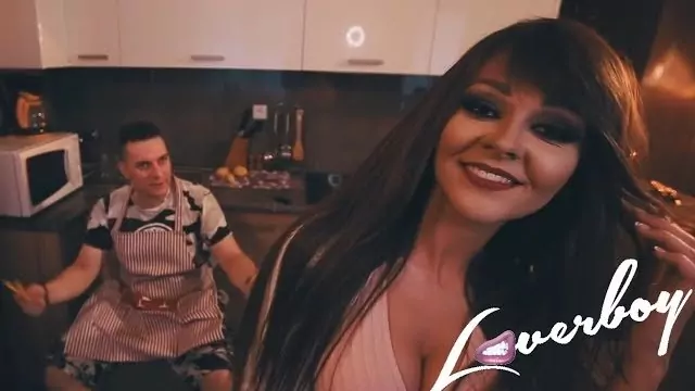 LOVERBOY - Ogar się, dziewczyno!