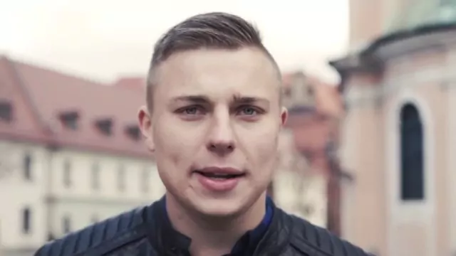 BezDwóchZdań - Przez Jeden Gest