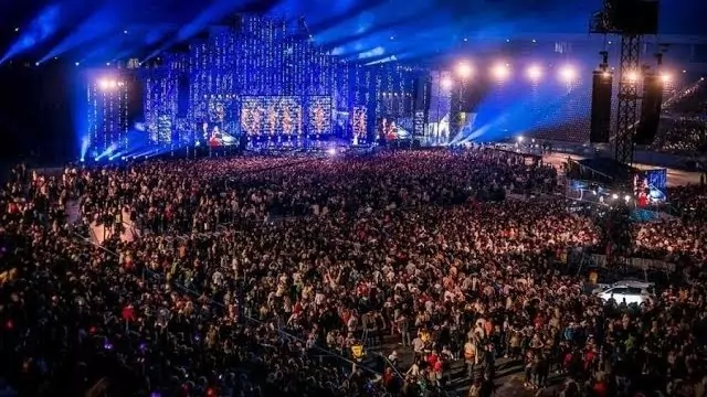 QUEST - NIESPOTYKANA ( Roztańczony PGE Narodowy 2017)