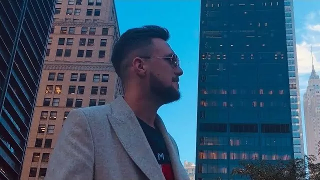 Defis - Róże (Official Videotour USA 2018)