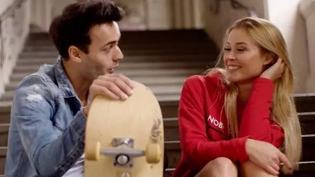 Red Queen - Za szybko Tobie się oddałam